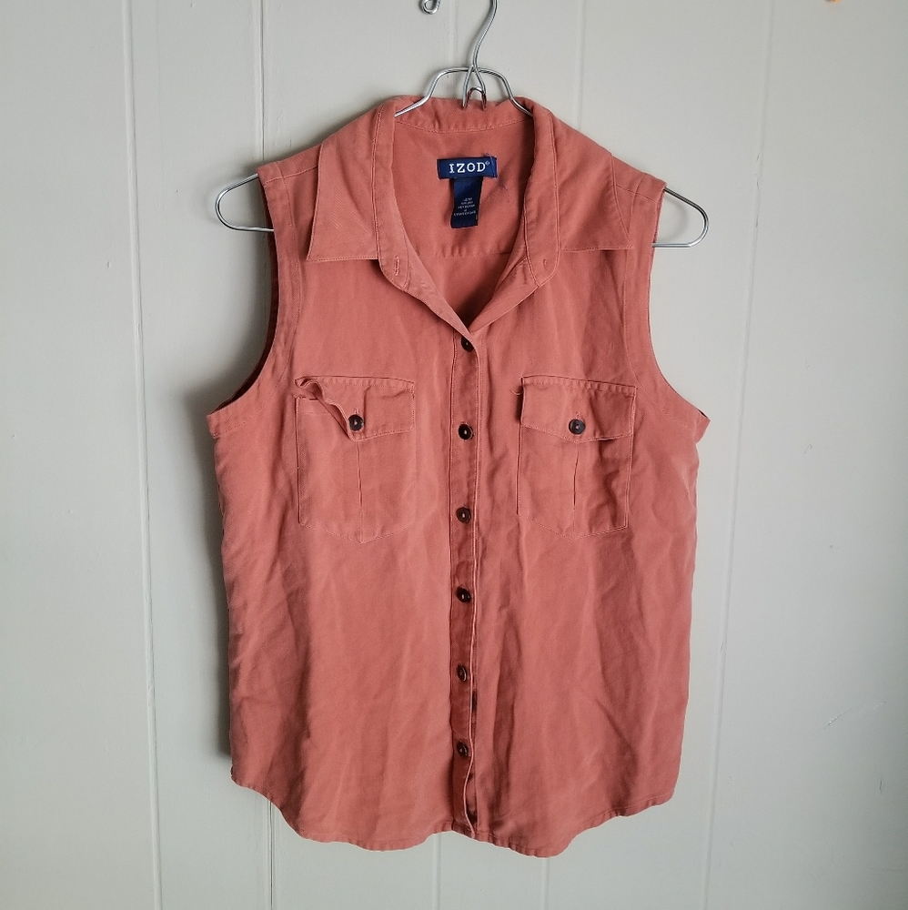 Sleeveless Button Up Blouse